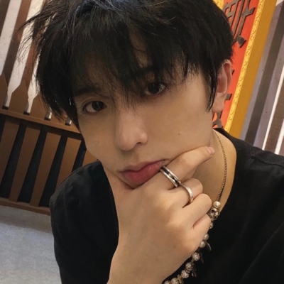 头像照真实男生活图片_男头像真实本人生活照_头像真实的男生活照