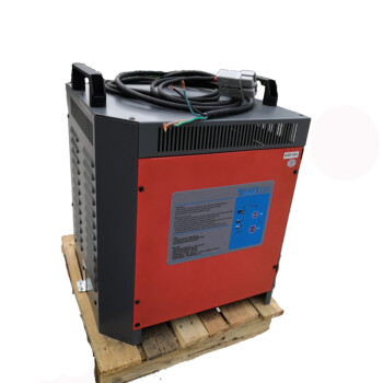 充电器停止运行了是啥意思_充电器充电一会停一会充_充满电自停的简易充电器电路