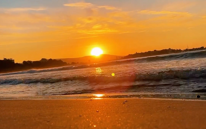 海碧蓝色料_碧蓝之海作者_碧蓝海蓝有什么区别