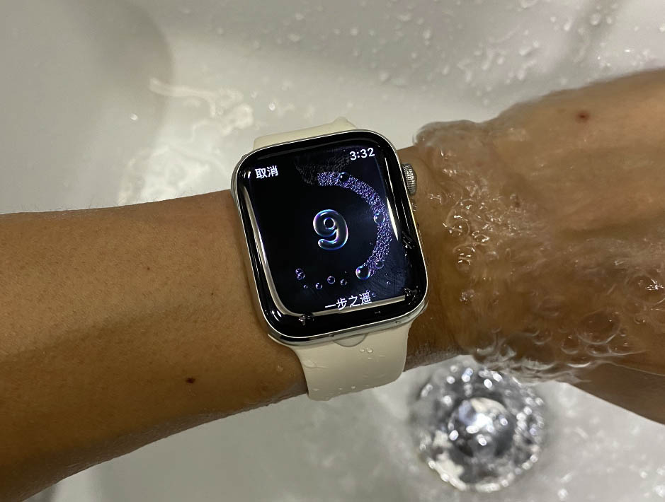 手表锁屏能苹果自动关机吗_为什么苹果手表不能自动锁屏_手表锁屏能苹果自动播放吗