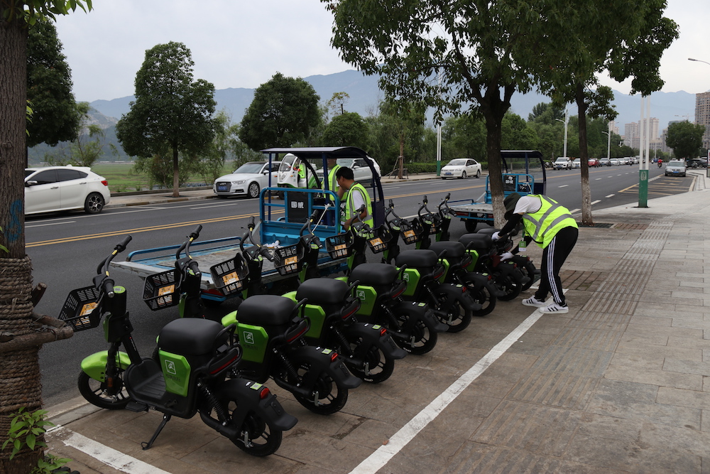 共享单车的人工服务电话_客服人工共享单车电话小时服务_共享单车客服电话人工服务24小时