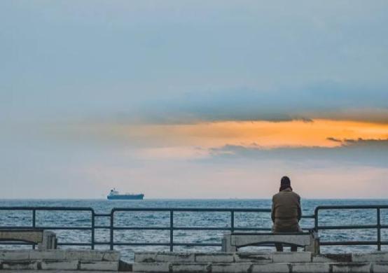 逆光飞翔_逆光飞翔是啥意思_逆光飞翔多长时间