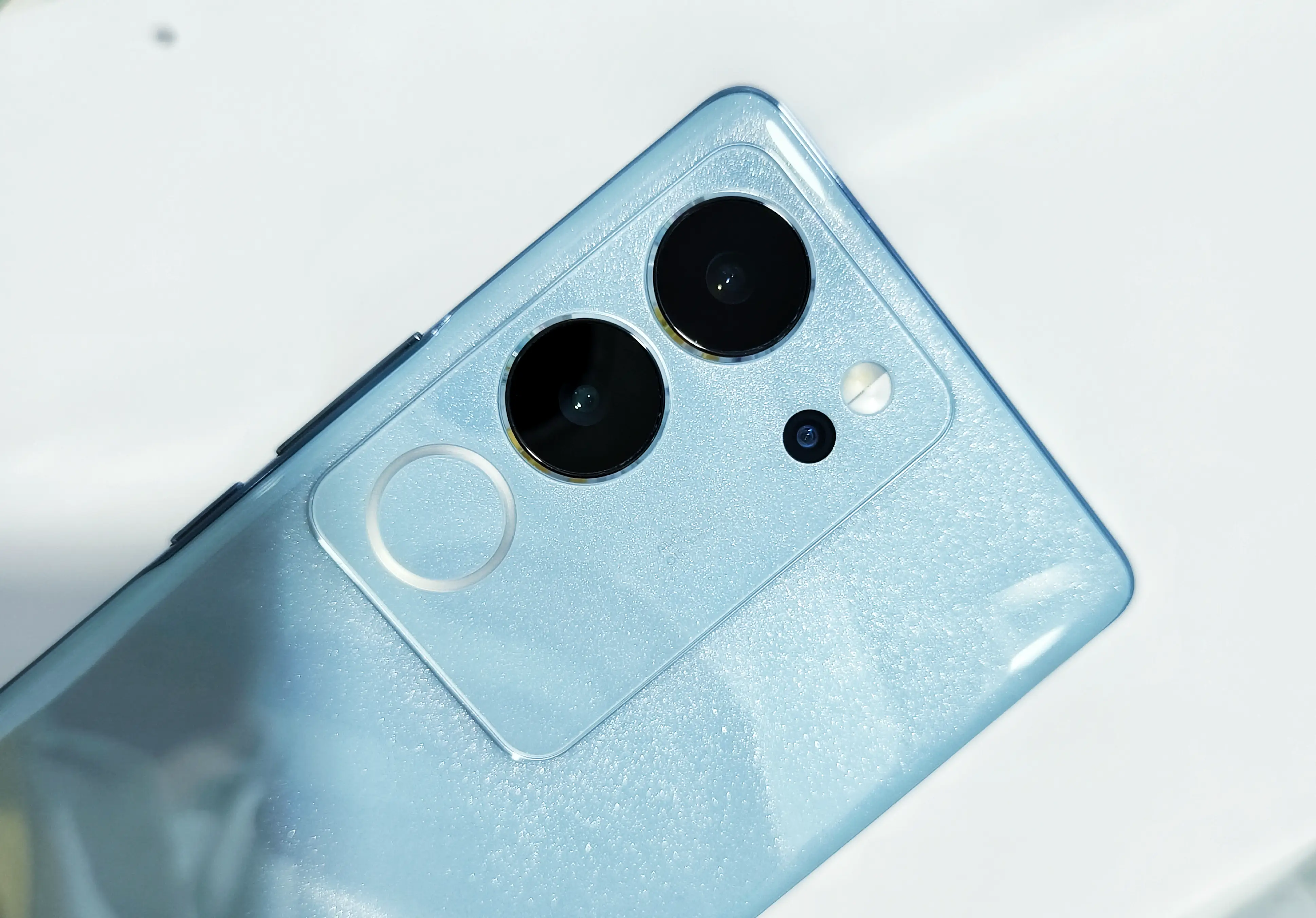 vivos17pro和荣耀90pro哪个好_荣耀好还是vivo好_荣耀好还是小米好